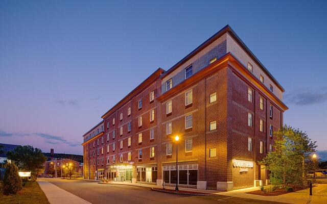 Courtyard by Marriott Keene Downtown