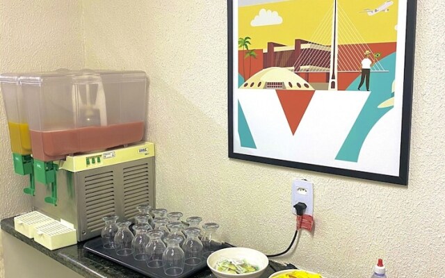 Mega Aeroporto Hotel