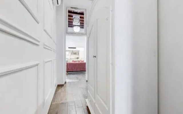 New!! Trevi Fountain - Romedreamhome