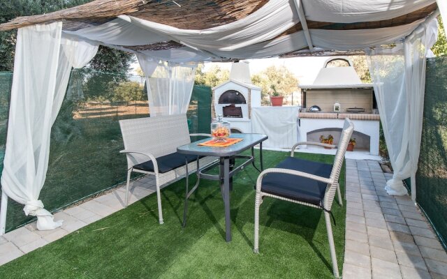 Cozy Family Home steps from the Beach