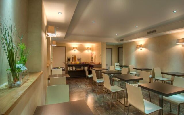 Hotel Claude Bernard Saint Germain