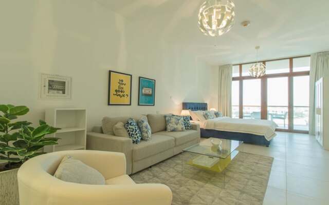 DHH- Palm Views East