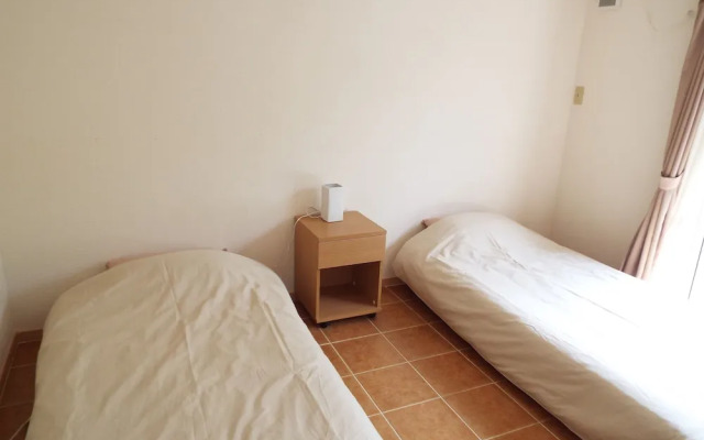 Asobi Base Yamabare House Ishigakijima