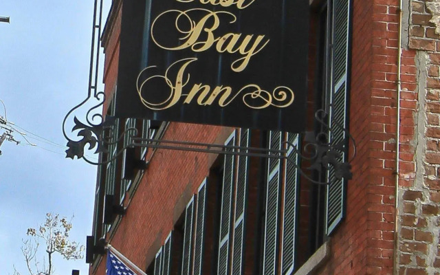 East Bay Inn, Historic Inns of Savannah Collection