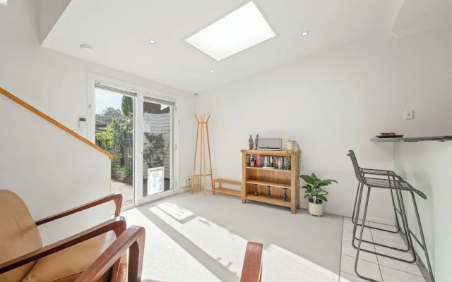 Beach Haven - Gorgeous 2 Bedroom House