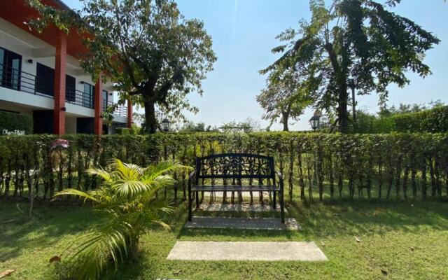 บ้านเพลิน