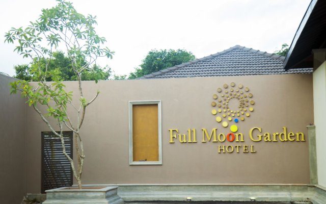 Full Moon Garden Hotel
