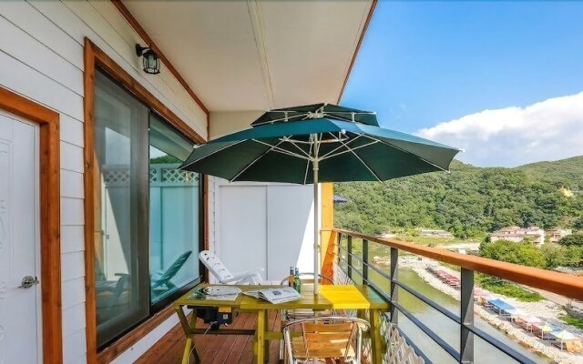 Gapyeong River Spa Pension