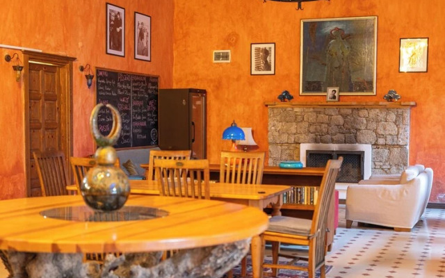 guesthouse by west