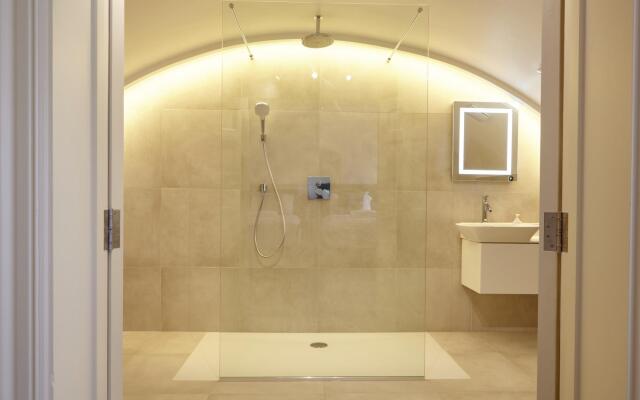 Redcliffe Parade Apartment - No.1