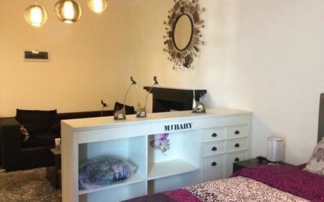 Zhuhai Yujiahui Theme Apartment