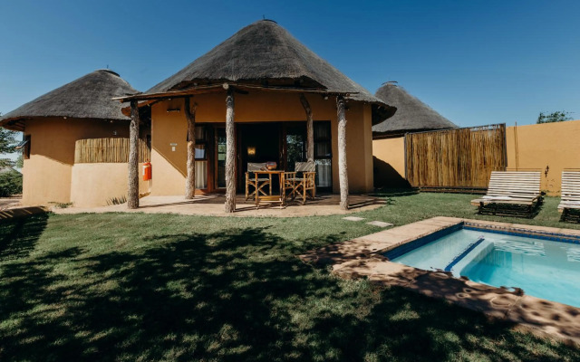 Mopane Bush Lodge