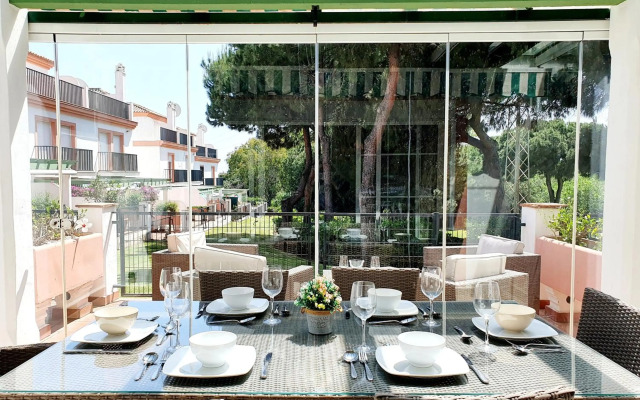 Lomas de Cabopino House