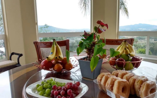 Sunshine Mountain Bed and Breakfast