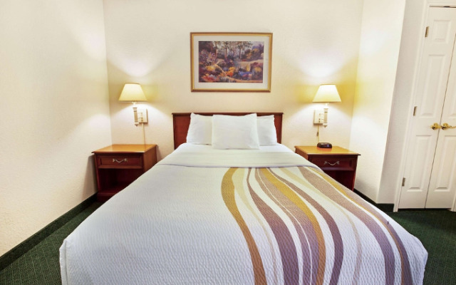 La Quinta Inn Detroit Canton 1022
