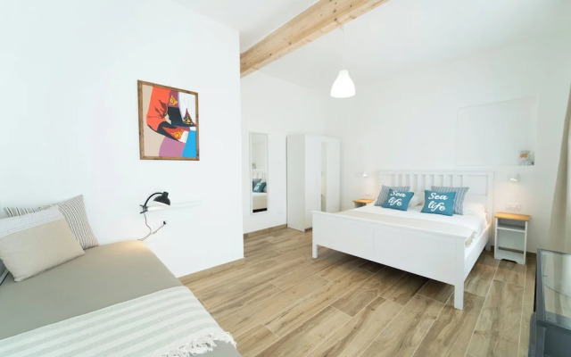 Velis - art & hospitality