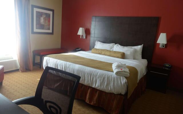 Best Western Plus Bowmanville