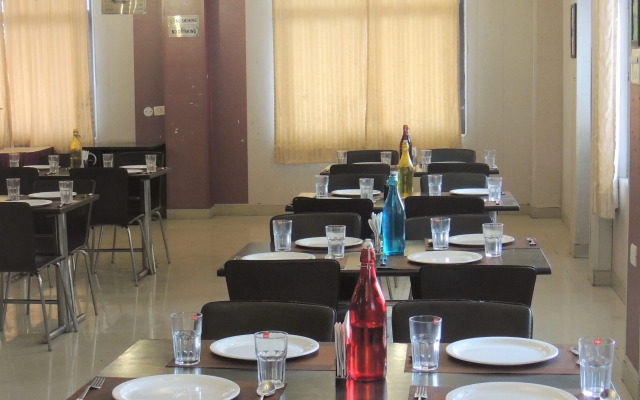 Ceyone Classic Fall Resort