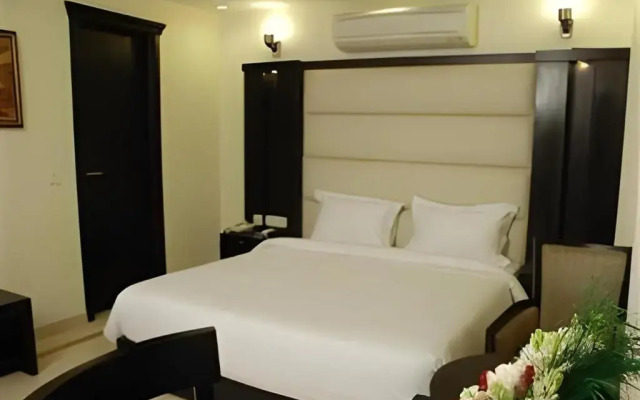 Hotel Meridian Plaza