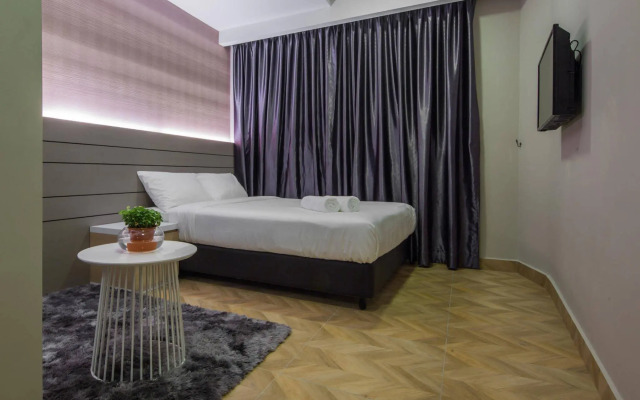 Worldview Grand Hotel
