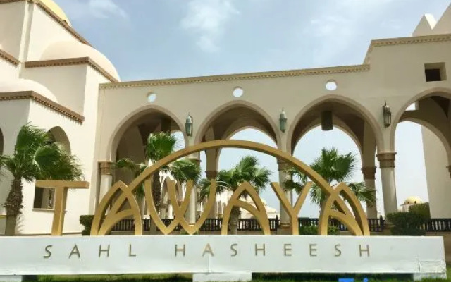 Luxury 4BD Villa with Pool in Hurghada