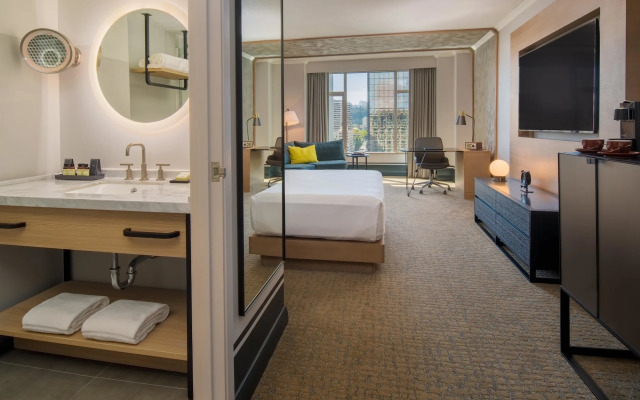 The Duniway Portland A Hilton Hotel