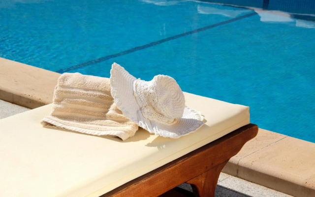 Apartments Galeon Suites
