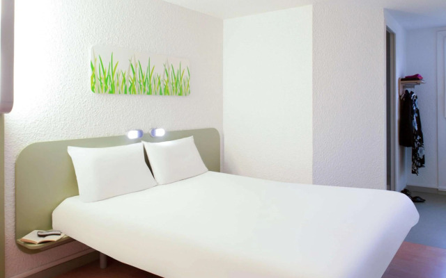 ibis budget Tarbes