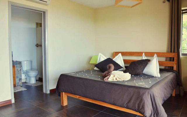 Happy Days Guest House