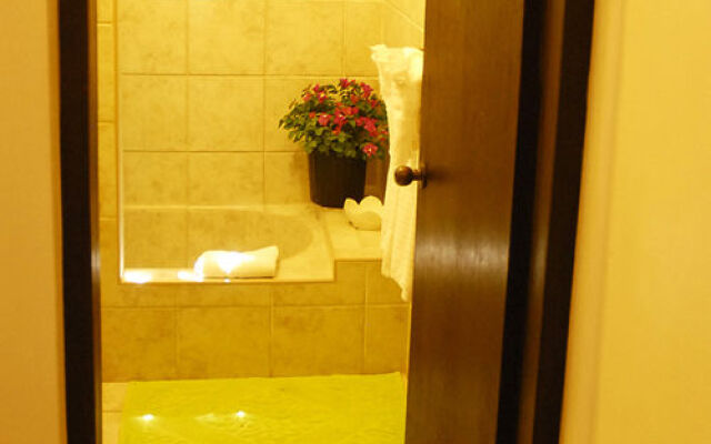 Royal Palms Hotel