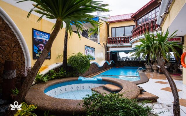 Palm Tree Resort and Restaurant