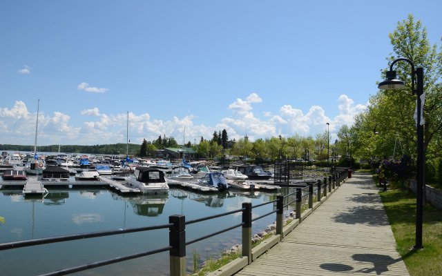 Holiday Inn Express & Suites Cold Lake, an IHG Hotel