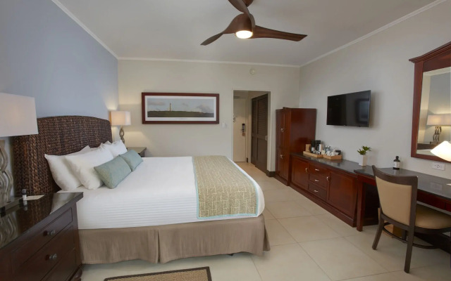 Manchebo Beach Resort and Spa