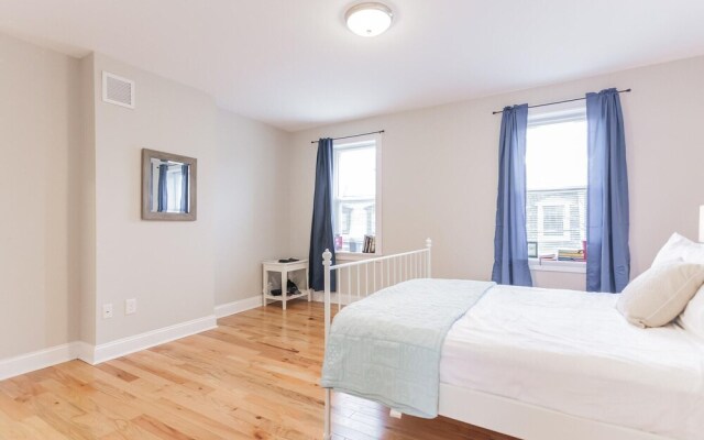 2342 Catharine