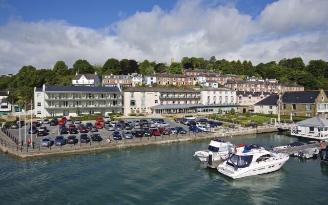 Quayside, Dart Marina