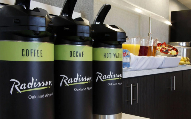 Radisson Hotel Oakland Airport