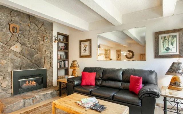 311 Vail International - 2 Br Condo