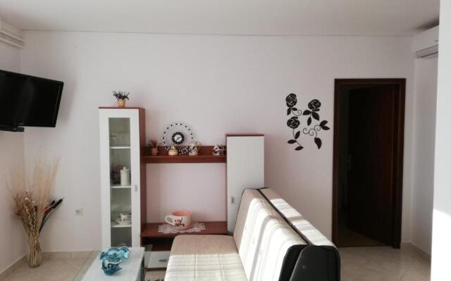 Apartment Kuki (PRC159)