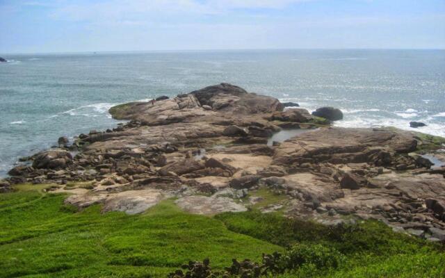 Flats da barrinha da ferrugem a 500mt do mar