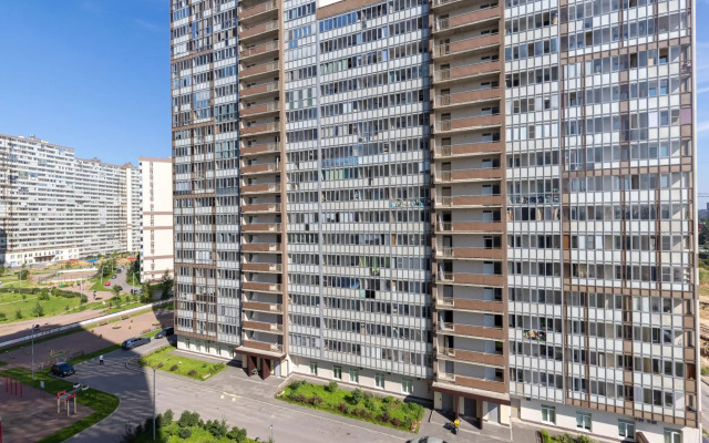 Apartments on Okhtinskaya alley 6