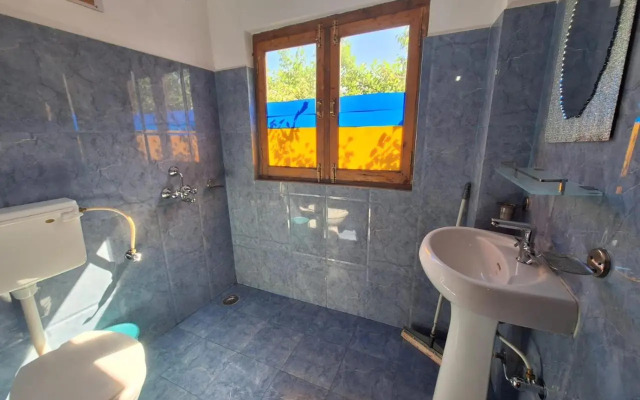 Shanti Guest House