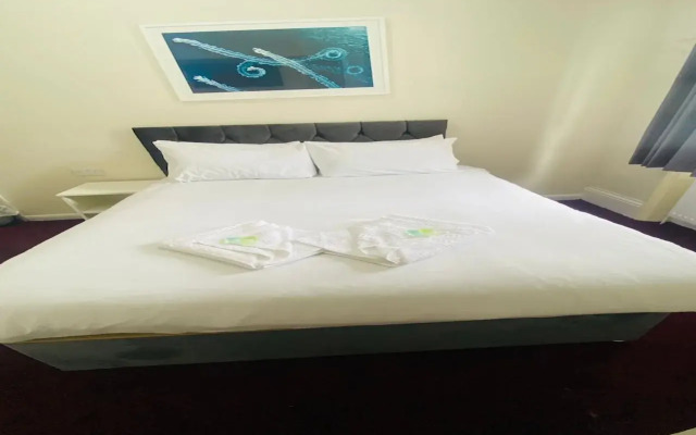 OYO Oban Victoria Hotel