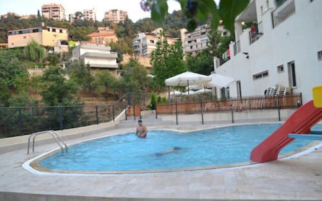 Yasmeen Suite Hotel