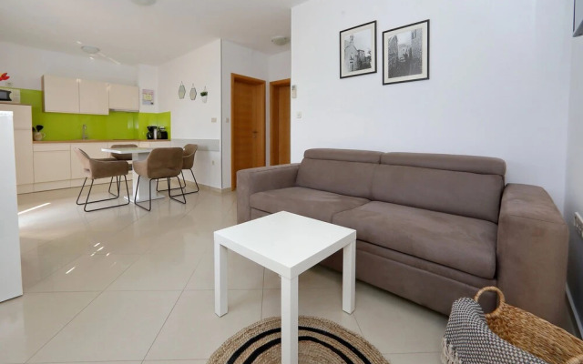 Apartments Nina