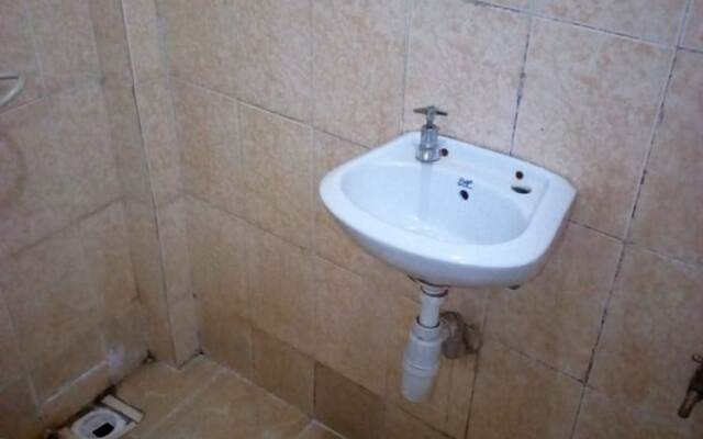 Chrisam Hotel