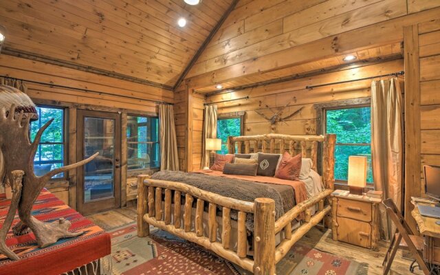 Lakefront Lodge W/decks, Hot Tub, Game Room & More