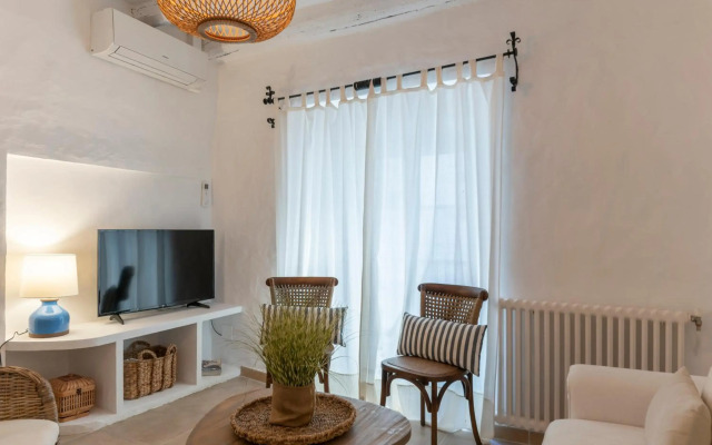 CASA AZUL stunning house a few metres from the bea