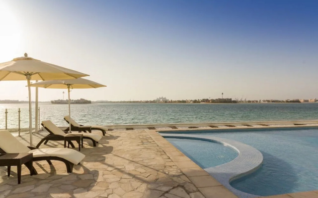 Airbetter- Dubai Palm Royal Bay Sea view