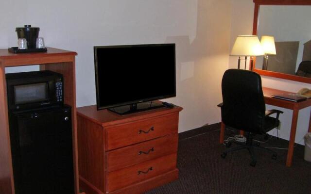 Comfort Inn & Suites Airport