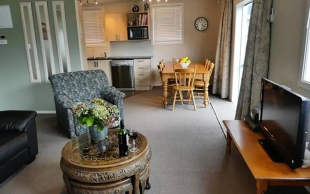 Walnut Cottage, Turangi/Tongariro — hotel in Turangi